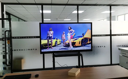 液晶拼接大屏幕搭建多媒體顯示系統打造智能化娛樂場景