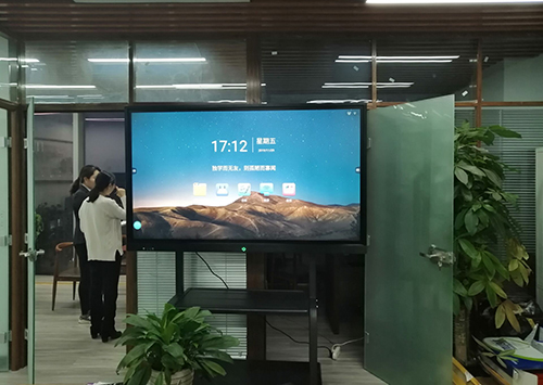 智能會議平板的價格是多少？哪家性價比較高？